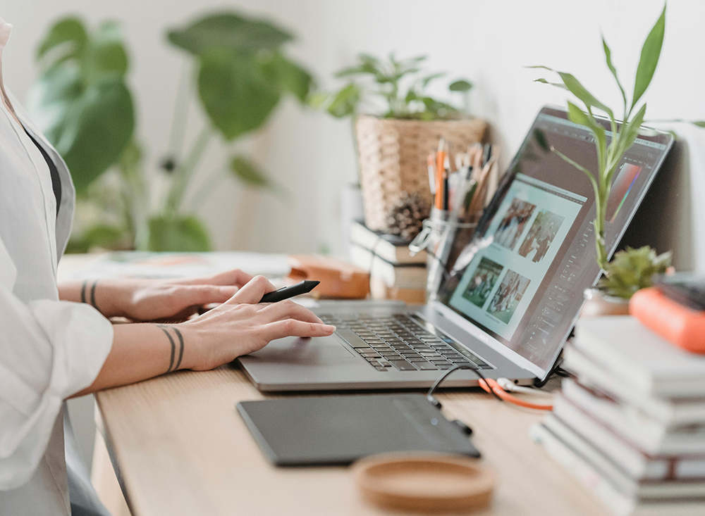 Kyro Global Tech web designer